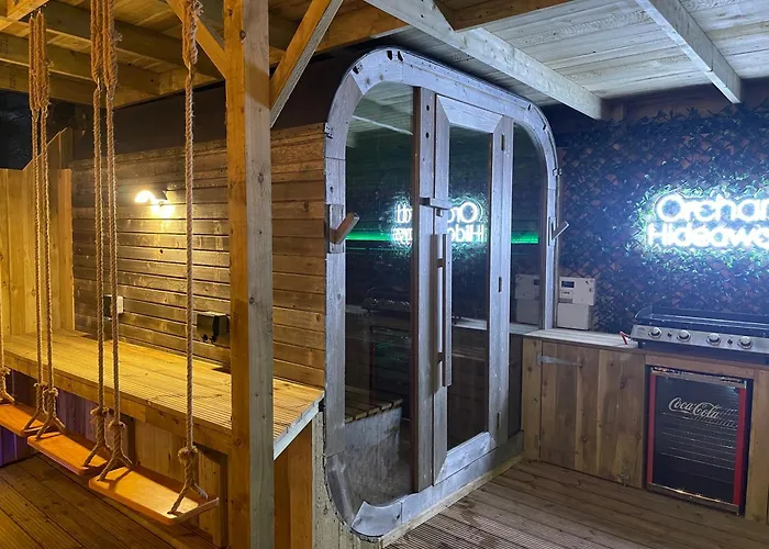 Orchard Hideaways