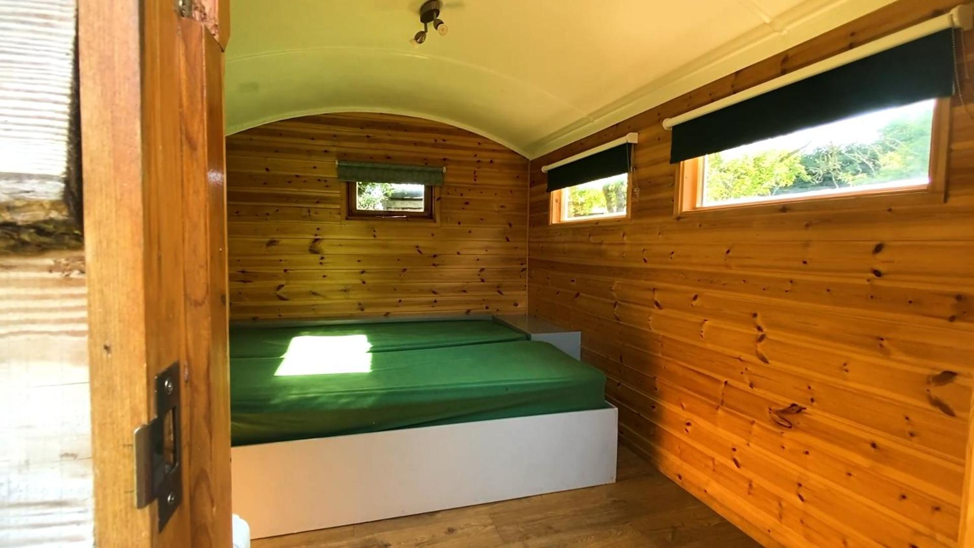 Orchard Hideaways Campeggio *