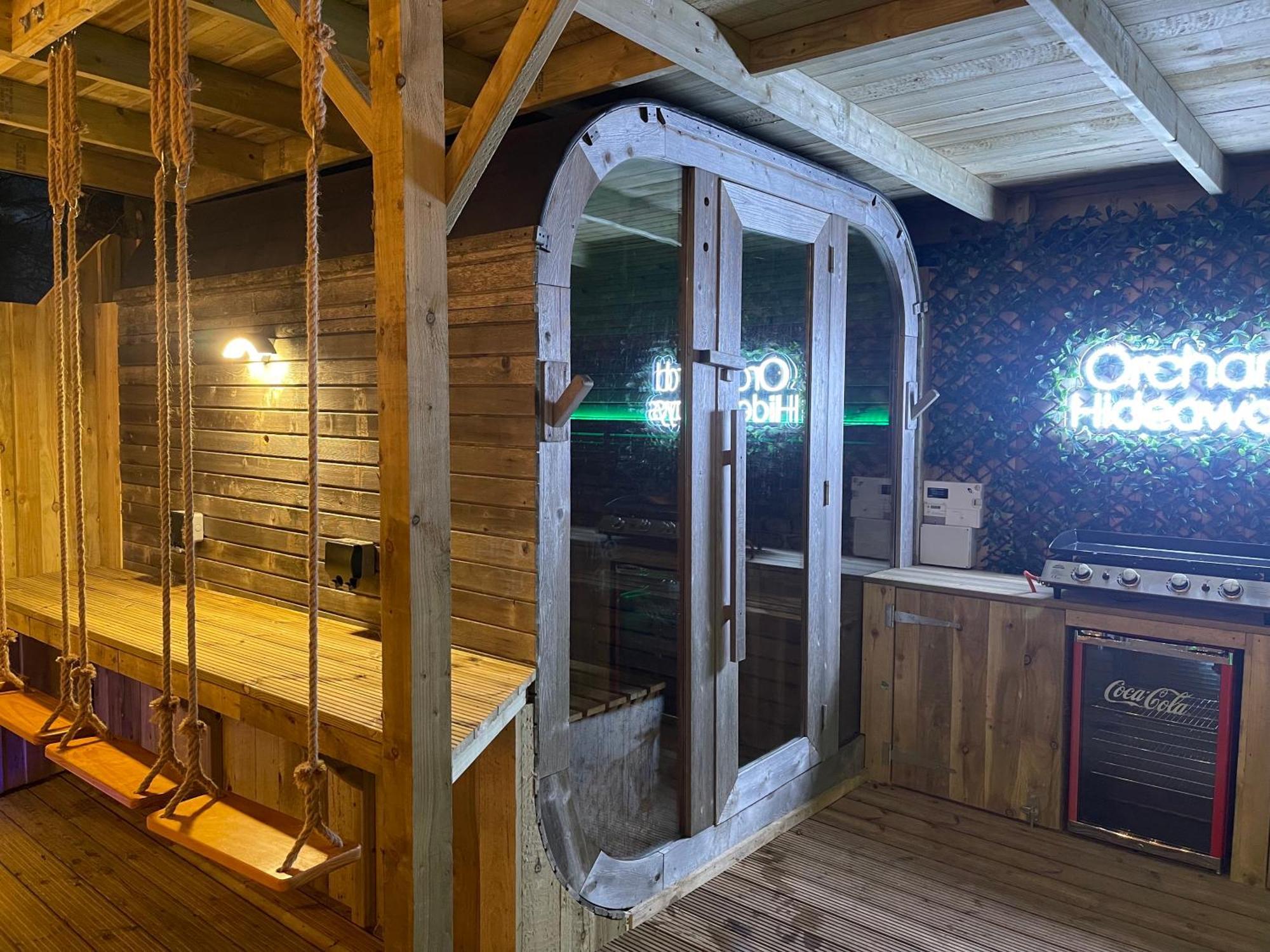 Campeggio Orchard Hideaways